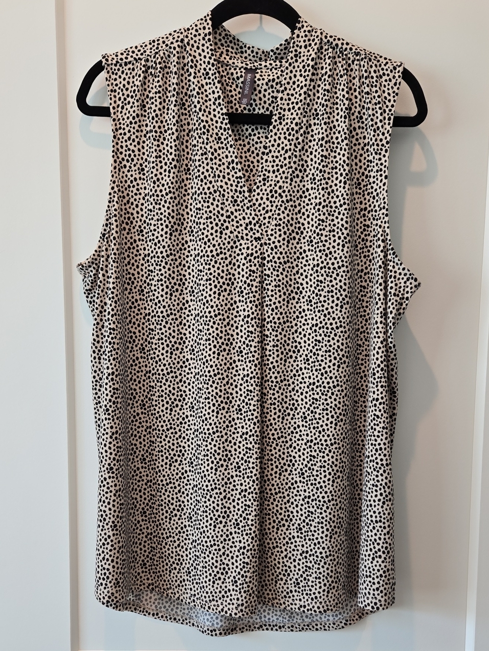 Massini Sleeveless V-Neck Dot Print Top - Black & Cream